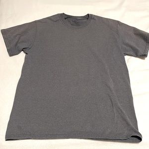 Gray T-Shirt Size medium